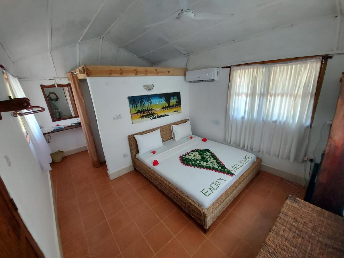 Albatross Ocean View Hotel Dongwe Ngoại thất bức ảnh