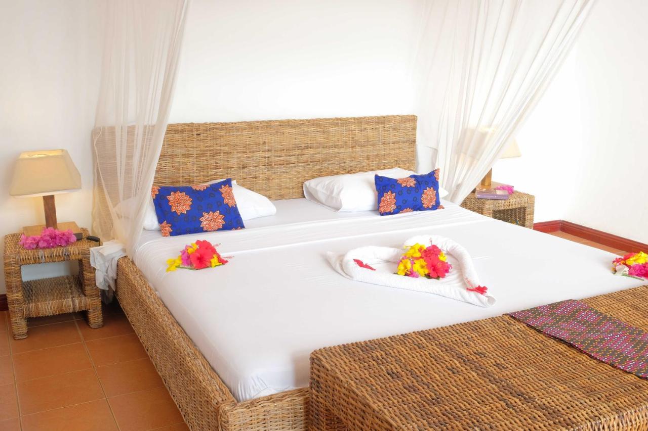 Albatross Ocean View Hotel Dongwe Ngoại thất bức ảnh