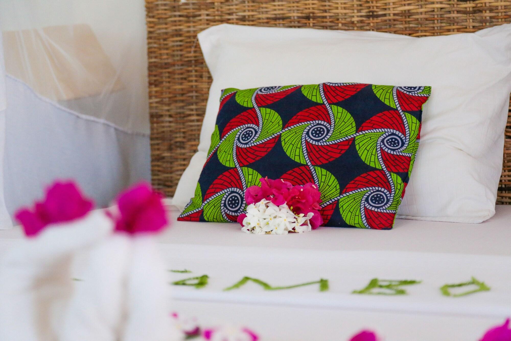 Albatross Ocean View Hotel Dongwe Ngoại thất bức ảnh