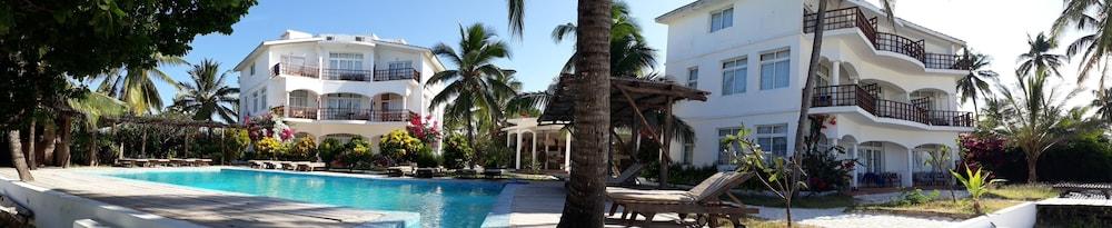 Albatross Ocean View Hotel Dongwe Ngoại thất bức ảnh