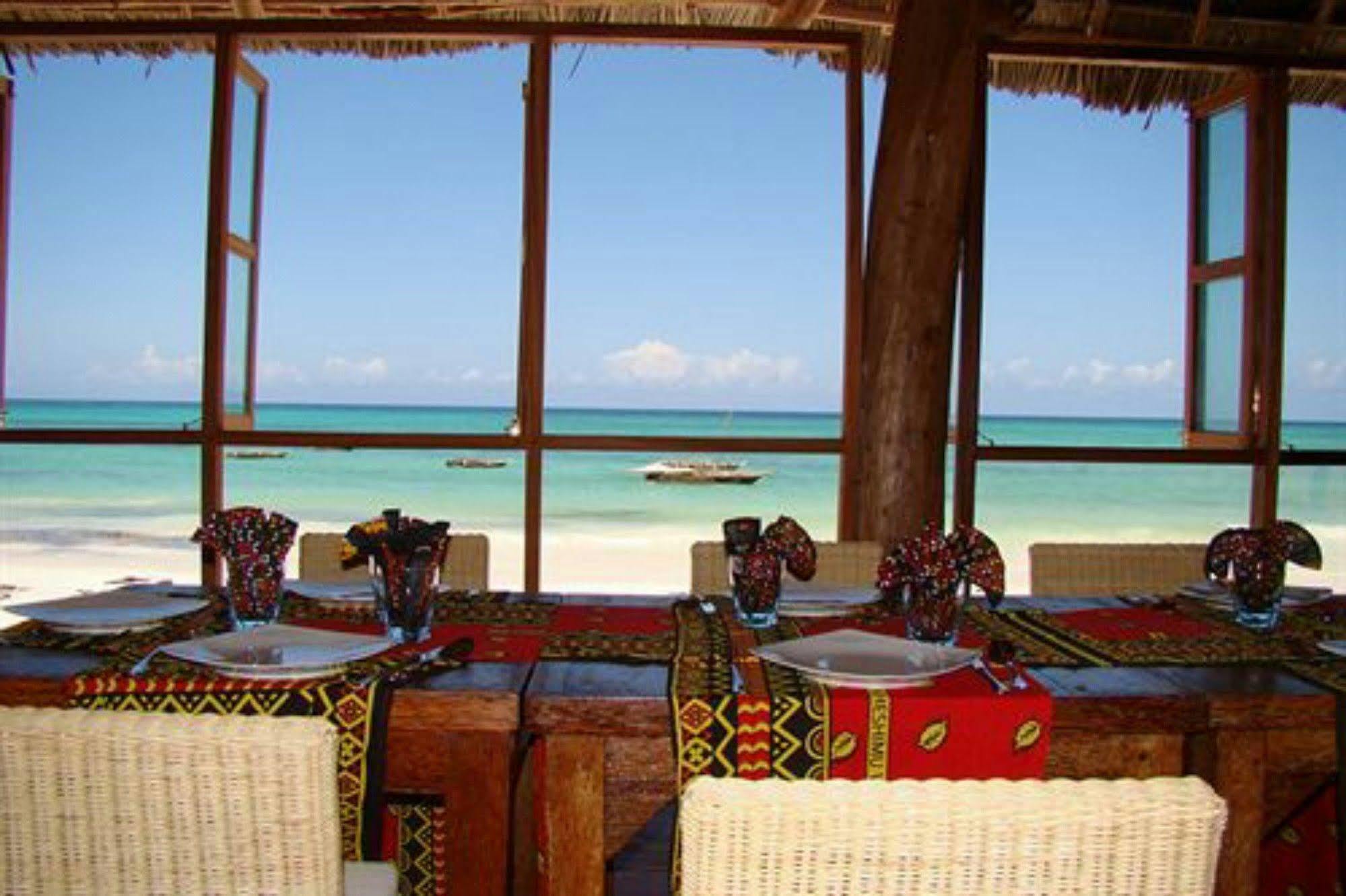 Albatross Ocean View Hotel Dongwe Ngoại thất bức ảnh