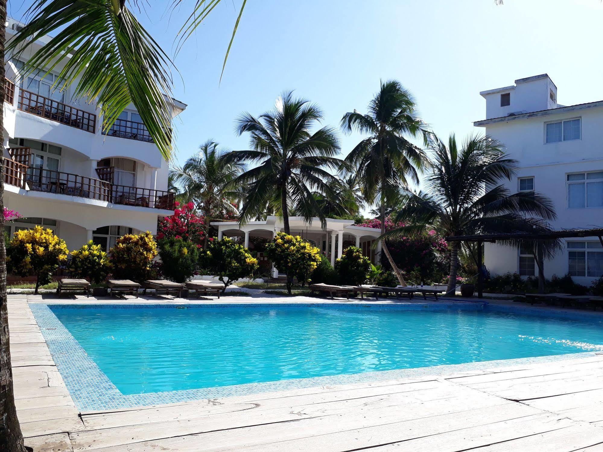 Albatross Ocean View Hotel Dongwe Ngoại thất bức ảnh